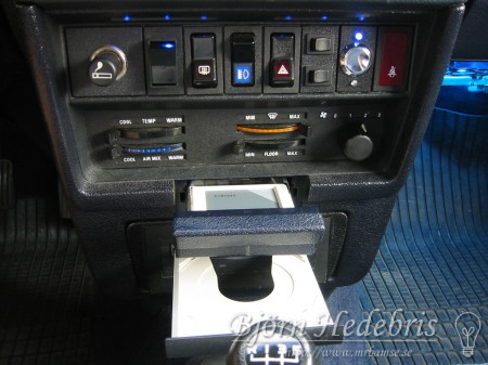 Mittkonsol, Volvo 240, Touchpad, DVD